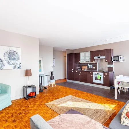 Lägenhet Guestready - Modern Chic With A View Paris