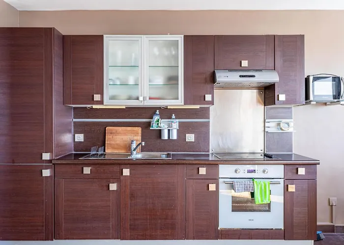 Guestready - Chic Retreat In La Defense *