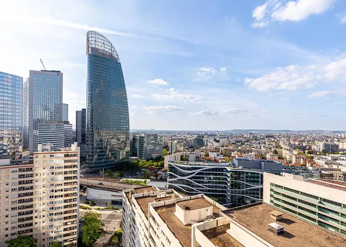 Guestready - Chic Retreat In La Defense Apartmán